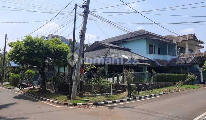 Rumah Second di Hoek Hitung Harga Tanah Aja di Pondok Kelapa