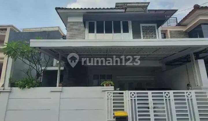 Rumah Minimalis Modern di Komplek Pondok Kelapa Duren Sawit