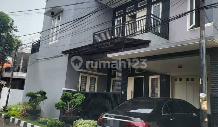 Rumah Mewah SHM Furnished Dalam Komplek Kayu Putih Jakarta Timur