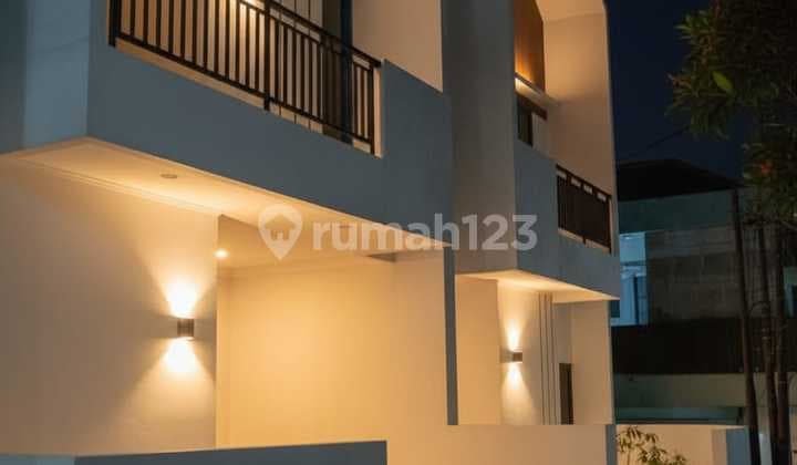 Rumah Kavling 2 Lantai Dekat ke Tol Pasar Rebo Cijantung Jakarta