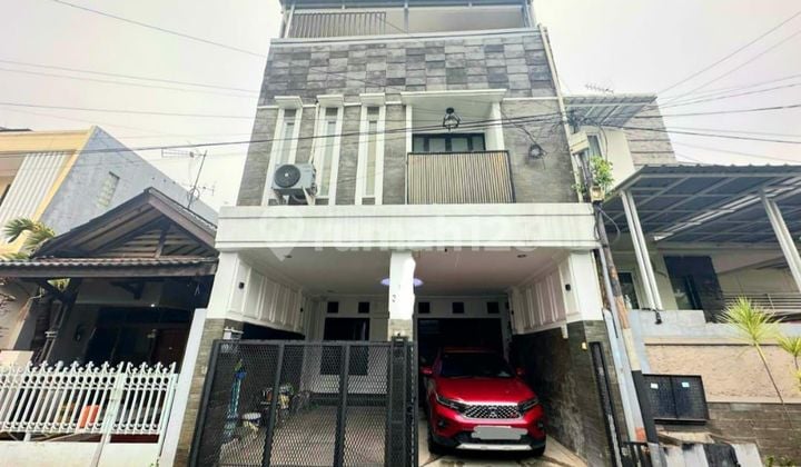 Rumah Dijual 3 Lantai Furnished di Komplek Buaran Jakarta Timur
