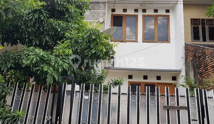 Rumah 2 Lantai Murah di Komplek Duren Sawit Jakarta Timur