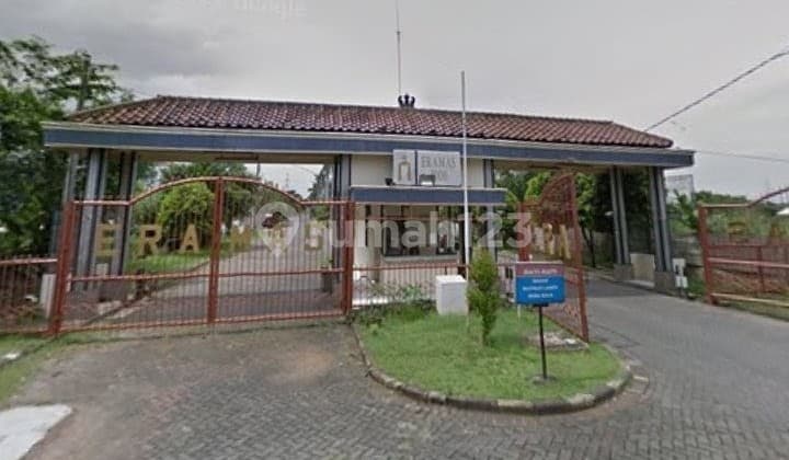 Rumah Mewah Ada Kolam Renang di Eramas2000 Cakung Jakarta Timur