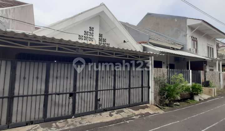 Rumah Murah Siap Huni Dalam Komplek di Duren Sawit Jakarta Timur