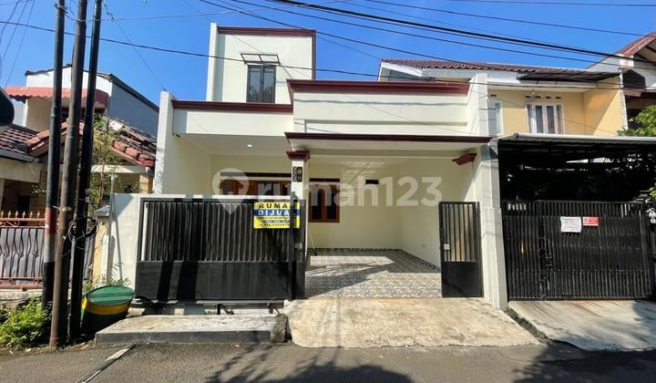 Rumah Murah Dekat Taman Dalam Komplek Pondok Bambu Permai Jakarta Timur