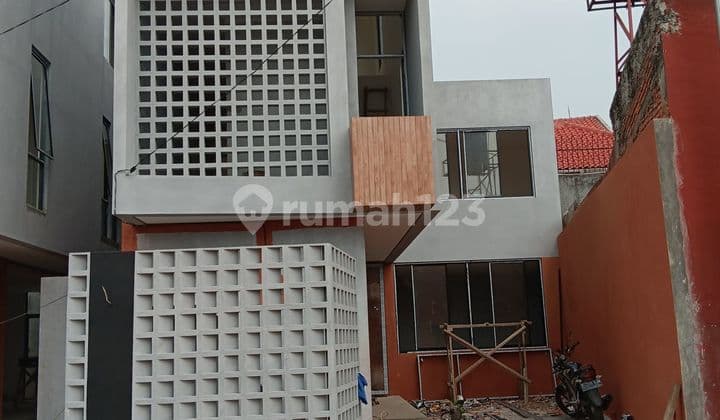 Dijual rumah modern minimalis di pondok kelapa Jakarta timur