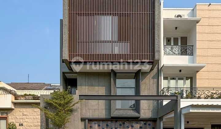 Rumah Baru Siap Huni Di Dalam Townhouse Di Lebak Bulus Jakarta