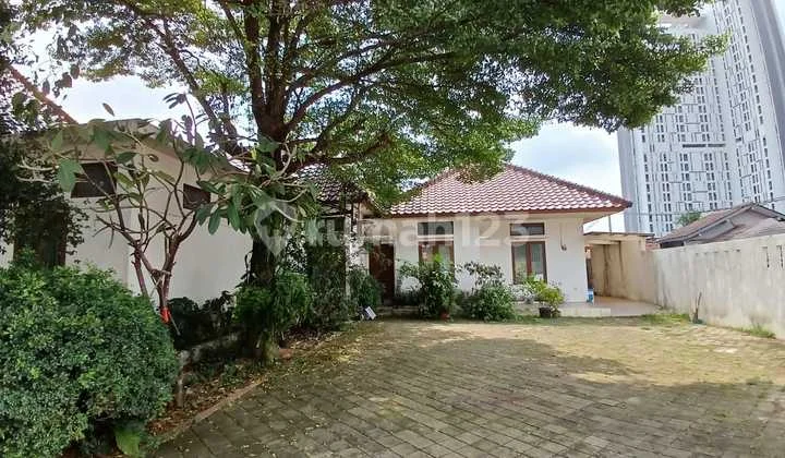 Rumah Mewah Siap Huni Halaman Luas Di Bsd Tangerang