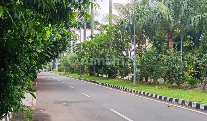 Dijual Tanah Bonus Rumah Di Komplek Billymoon Pondok Kelapa