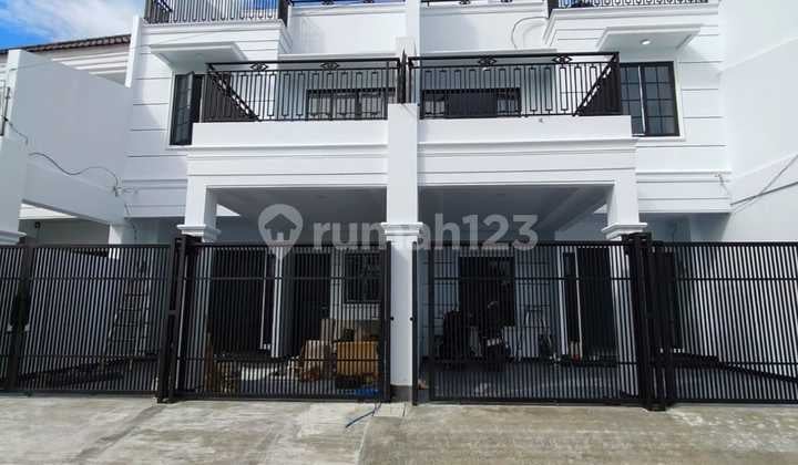 Rumah Siap Huni Di Kavling Dki Pondok Kelapa Duren Sawit