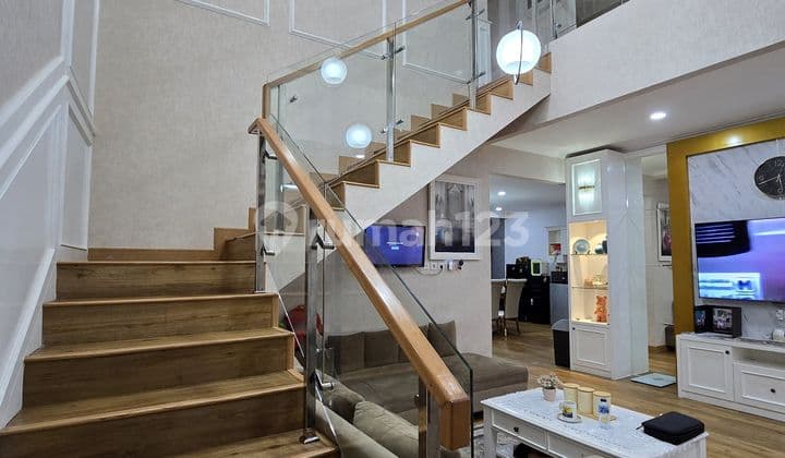 Rumah Dalam Cluster One Gate Di Duren Sawit Jakarta Timur