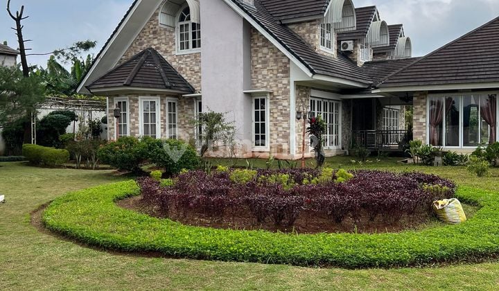 Quick Sale Villa with Complete Facilities in Ciampea Bogor