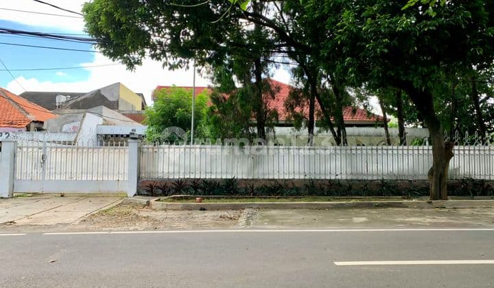 Rumah Second Terawat Di Waringin Permai Jakarta Timur