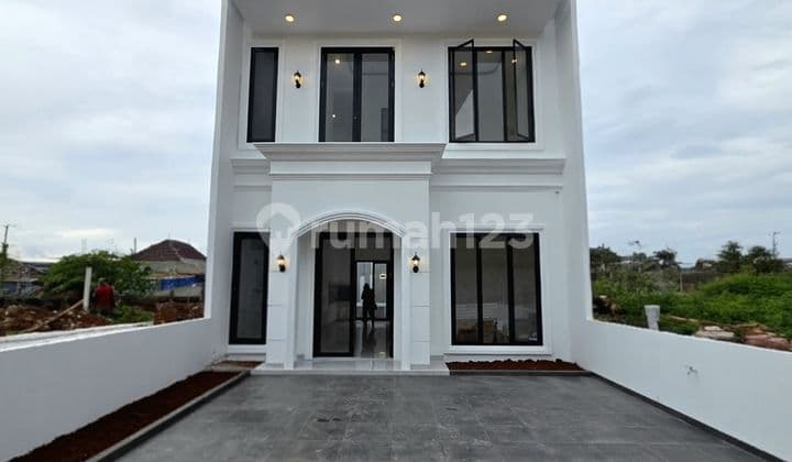 Rumah Classic Dalam Komplek One Gate di Jatibening Kota Bekasi