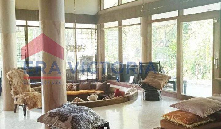 Dijual Villa Di Batu Dengan Pemandangan Yang Cantik, Terletak Di Lokasi Strategis Di Batu Dan Dekat Dengan Paralayang, Dan Songgoriti Hot Springs