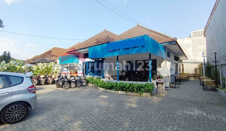 Rumah cafe di Lokasi Super Strategis di Simpang Ijen Dekat Kampus, Fasilitas Umum Kota Malang