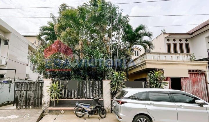 Rumah lahan luas terdiri rumah induk, kos-kosan dan ruang usaha di Samarinda Ulu, dekat kantor imigrasi, kantor pajak