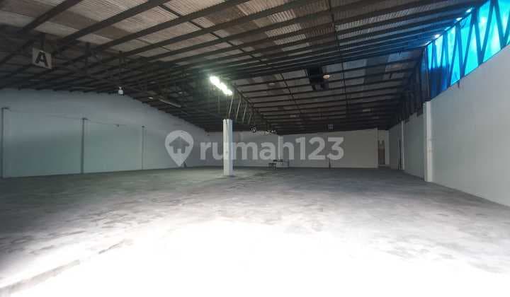 Complete Warehouse with CCTV in Kalimalang, East Jakarta