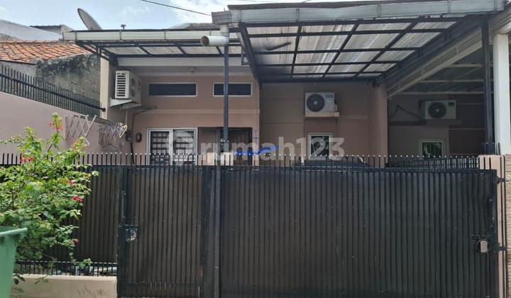 Rumah Idaman Fasiltas Lengkap Dekat Toll di Galaxy Bekasi Selatan