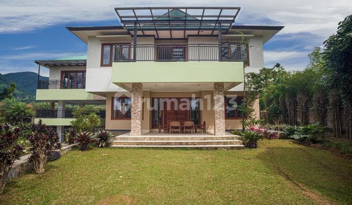 Villa Lokasi Dekat Tempat Wisata di Cisarua Pucak Bogor
