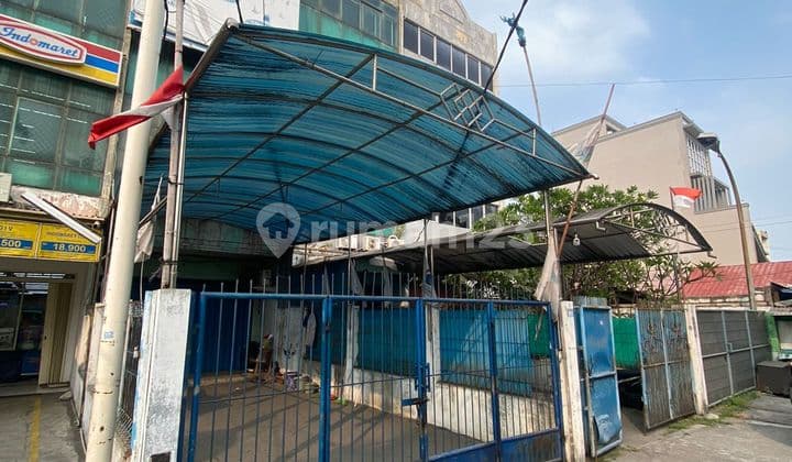 Super Cheap Shop House 3F in Tenggiri, Tanjung Priok Village, Tanjung Priok