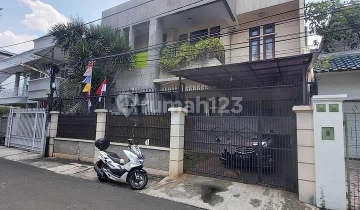 Rumah Bgs Murah 2Lt di Jl Tunjung 2, Jati Pulo, Palmerah, Jakbar