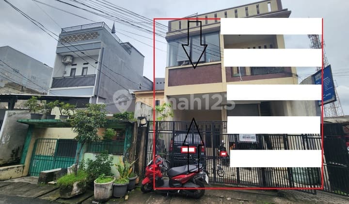 Rumah Murah 2Lt di Jl Madrasah,Kebon Jeruk,Jakbar