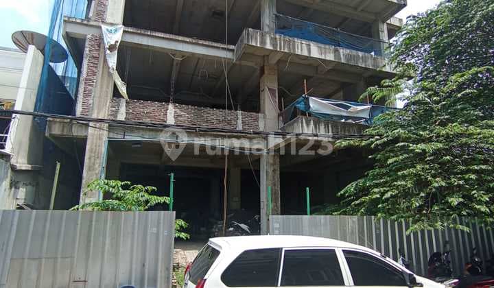 Ruko Murah Butuh Renovasi 4Lt di Carina Sayang 1,Jl Jembatan 3