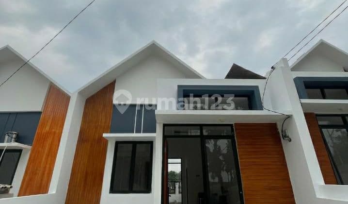 Rumah siap huni nempel taman herbal insani Bojong sari depok