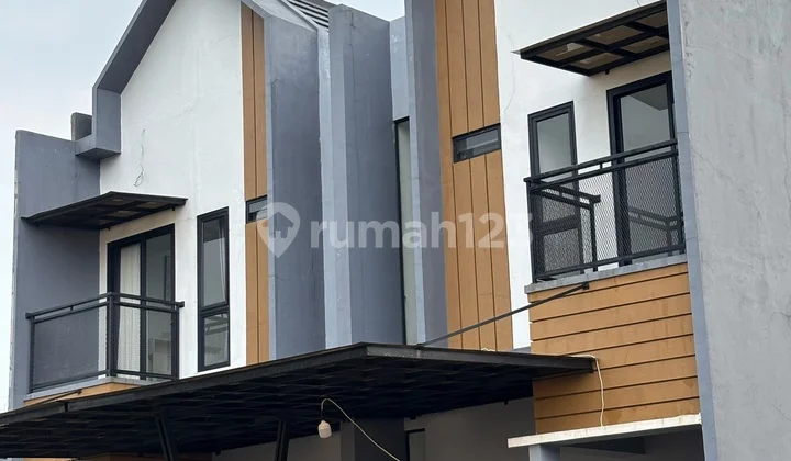 2-Story House Near Public Facilities in Bojong Sari 2-Story House Near Public Facilities in Bojong Sari