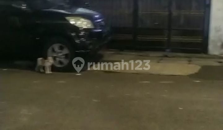 Rumah strategis kebon sirih belakang jalan Sabang