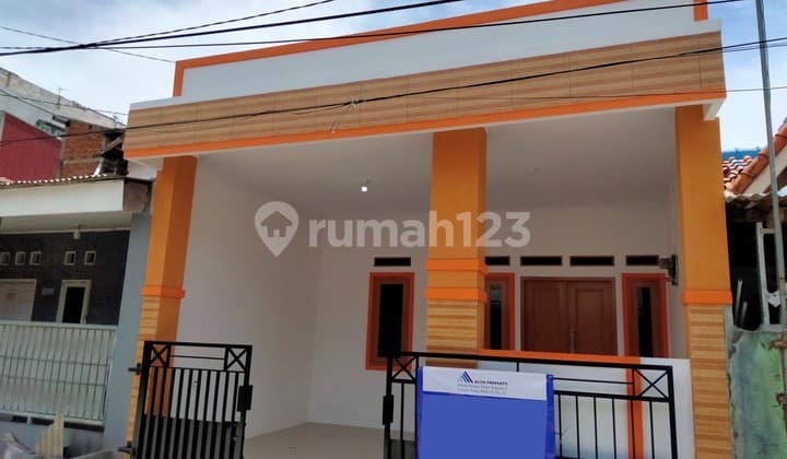 For Sale Cheap House Free Fence in Kedasih Cikarang Bekasi Regency