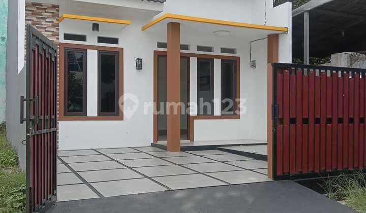 Di Jual Rumah Murah 3 Kamar Tidur di Senopati Estate Bekasi Timur