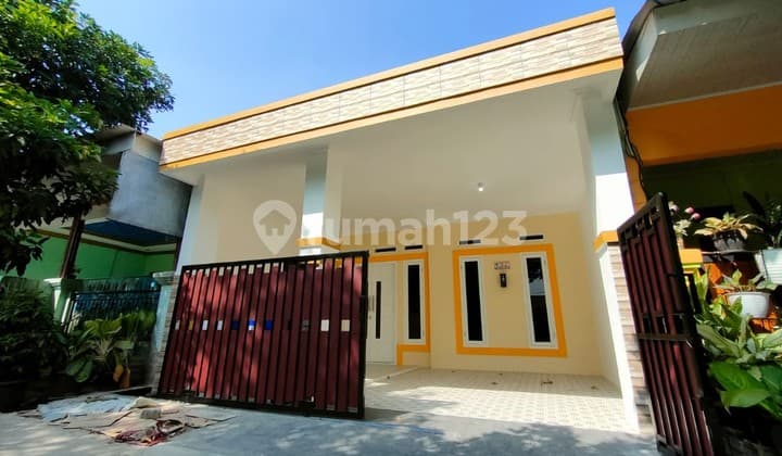 For Sale: Cheap House, New Full Building in Bekasi Timur Regency