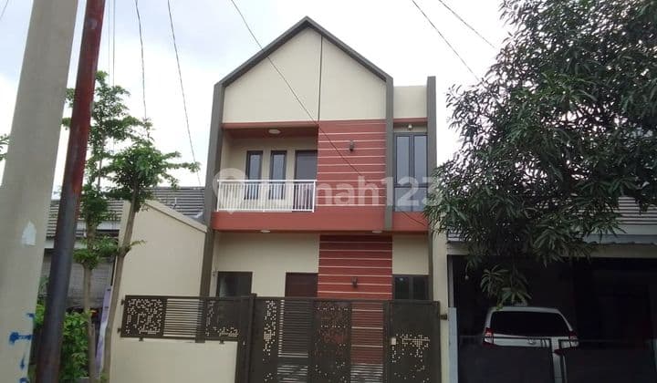 Selling Cheap Scandinavian House in Bekasi Timur Regency Mustikajaya
