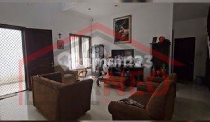 Hunian Nyaman yang Merekat di Perumahan dengan Lingkungan Asri