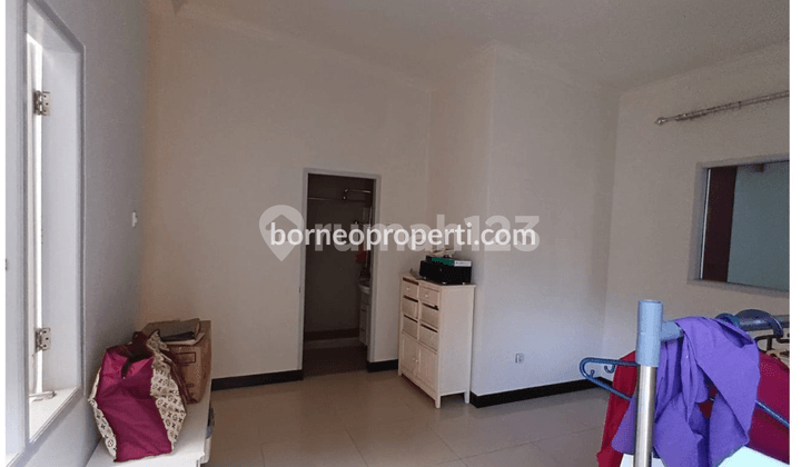 Hunian Nyaman 2 Lantai di Tengah Kota Balikpapan, Borneo Paradiso