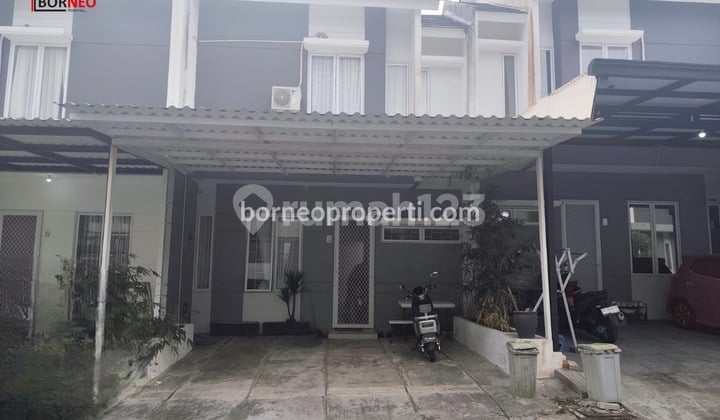 Rumah Bagus di Perumahan Grandcity Cluster Hayfield