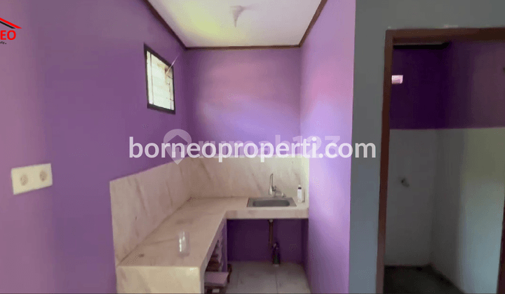 For Sale: Comfortable and Strategic Residence in Karang Joang