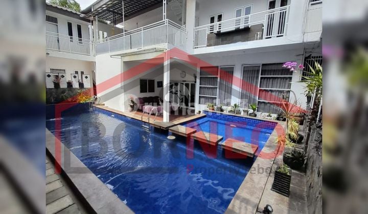 Rumah yang Asri, Nyaman, Aman Seperti di Villa dengan Furnished