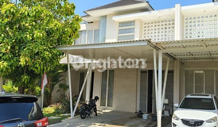 Rumah di Villa Bukit Regency: