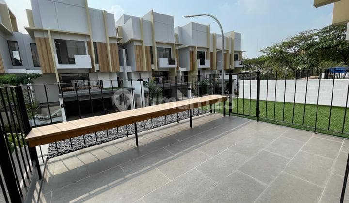 Disewakan Rumah Cantik Siap Huni di Blizfield BSD City