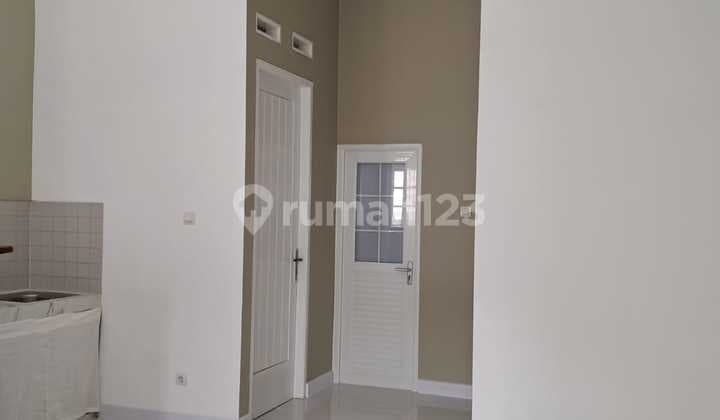 Rumah Cantik Bsd Siap Huni, Ramah Lingkungan, Adem dan Asri