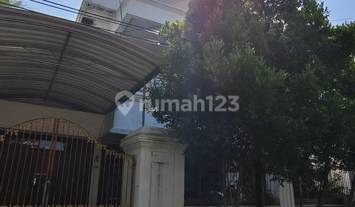 Rumah 2 Lantai Bagus SHM di Manyar Kartika Siap Huni Rumah 2 Lantai Bagus SHM di Manyar Kartika Siap Huni