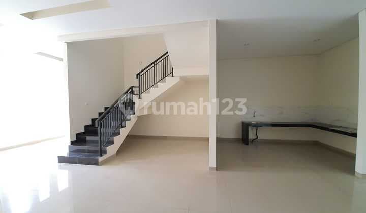 Rumah 2 Lantai Baru Minimalis SHM di Manyar Jaya Siap Huni
