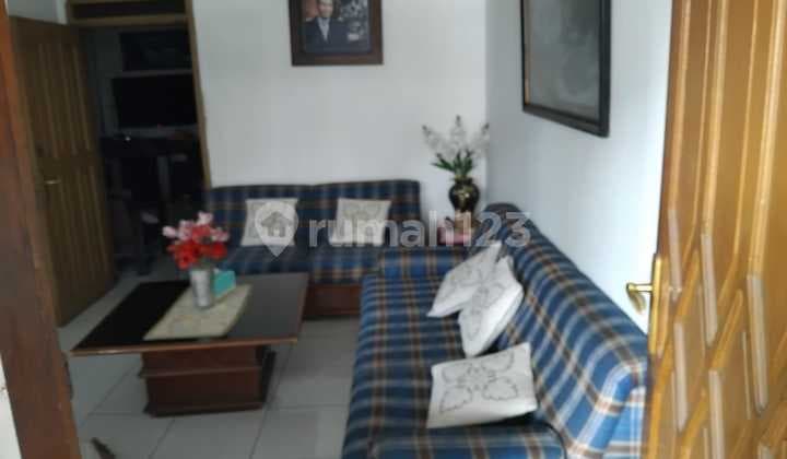 Strategic Boarding House Location on Cikutra Main Road