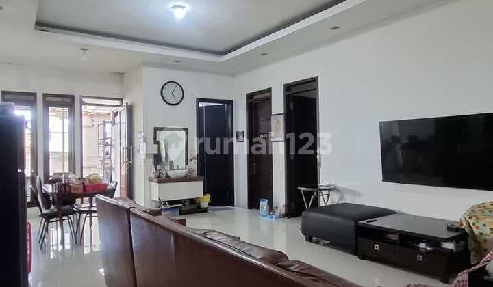 House Suitable for Business or Office in Budi Indah Housing Complex