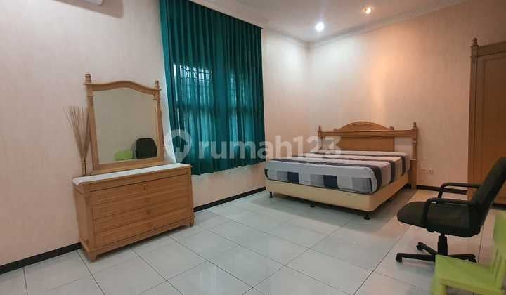 Comfortable Hommey House in Strategic Location at Griya Buah Batu
