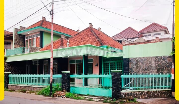 For Sale House in Sondakan, Laweyan