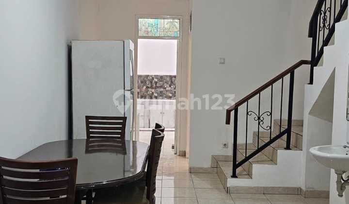 Rumah 4X18 di Gading Arcadia, Kelapa Gading. Siap Huni
